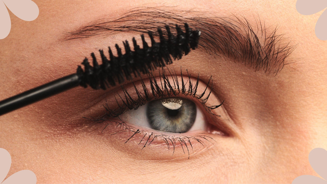 Is it Safe to Put Castor Oil on Eyelashes in 2025?